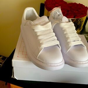 Men’s white Alexander sneakers